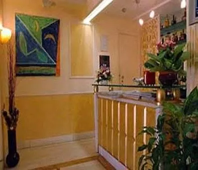 Borromeo 3* Rome