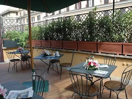 Borromeo Hotel 3*