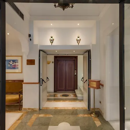 Hotel Borromeo 3*