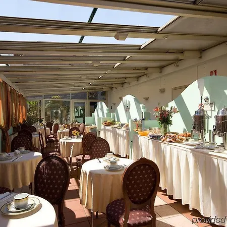 Borromeo 3* Rome