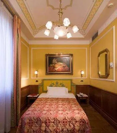 Borromeo Hotel 3*